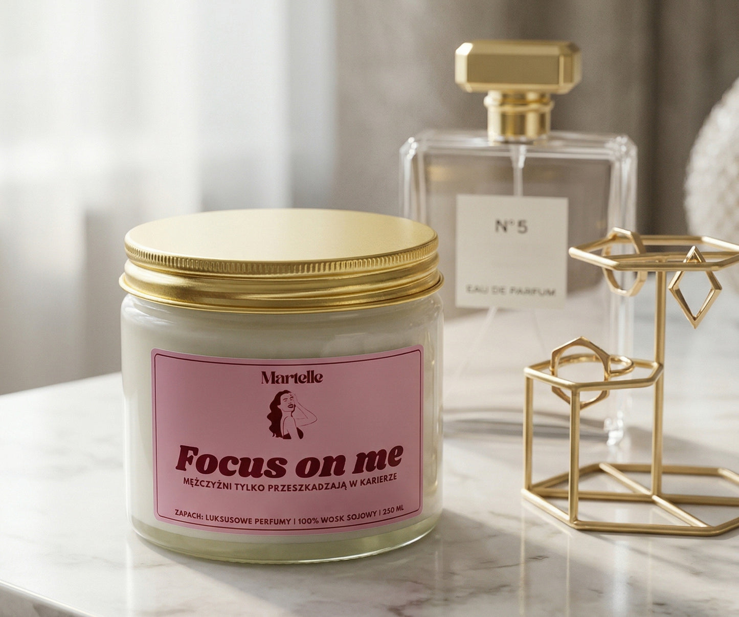 Focus on me - świeca sojowa (250 ml)