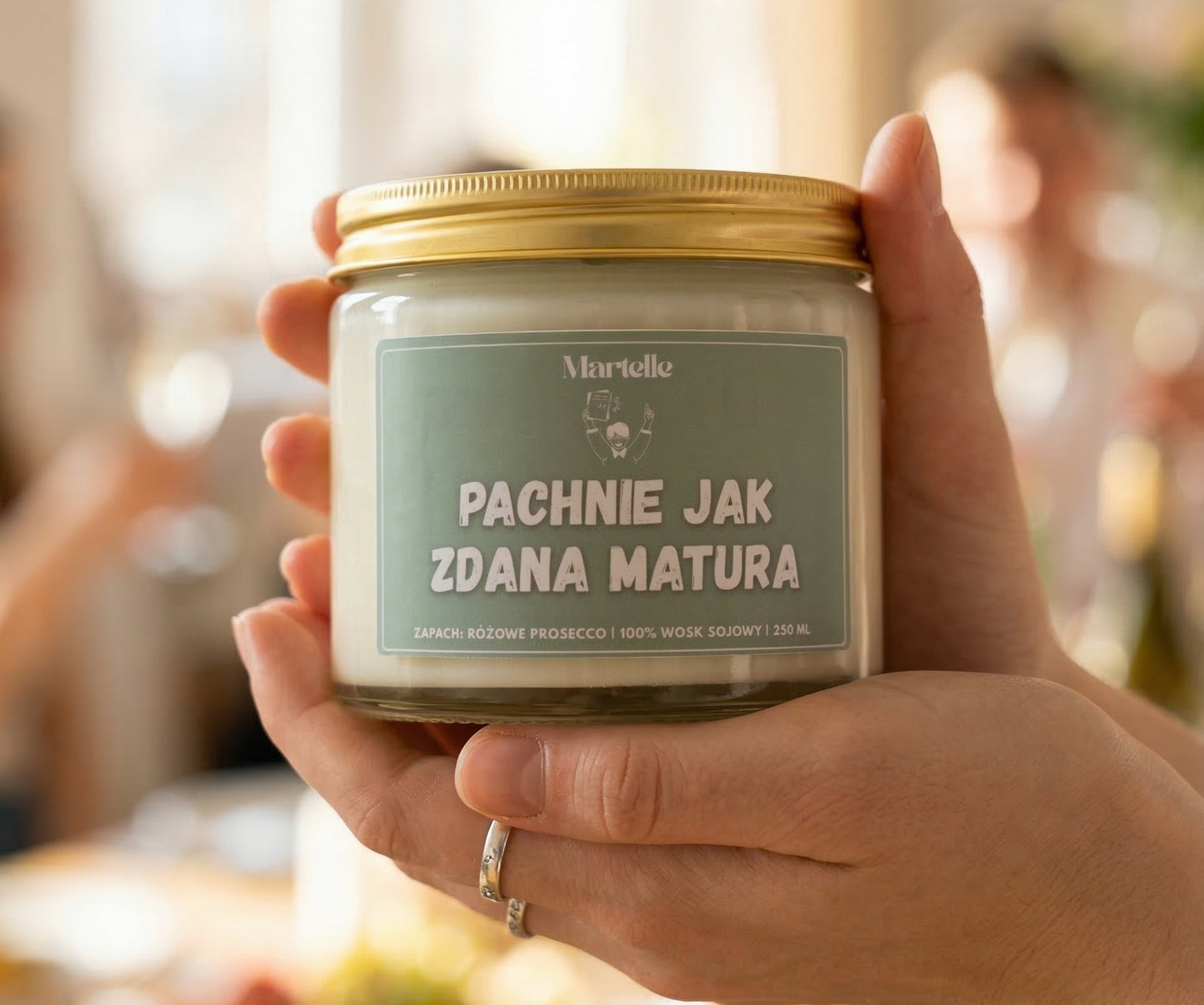 Pachnie jak zdana matura - świeca sojowa (250 ml)